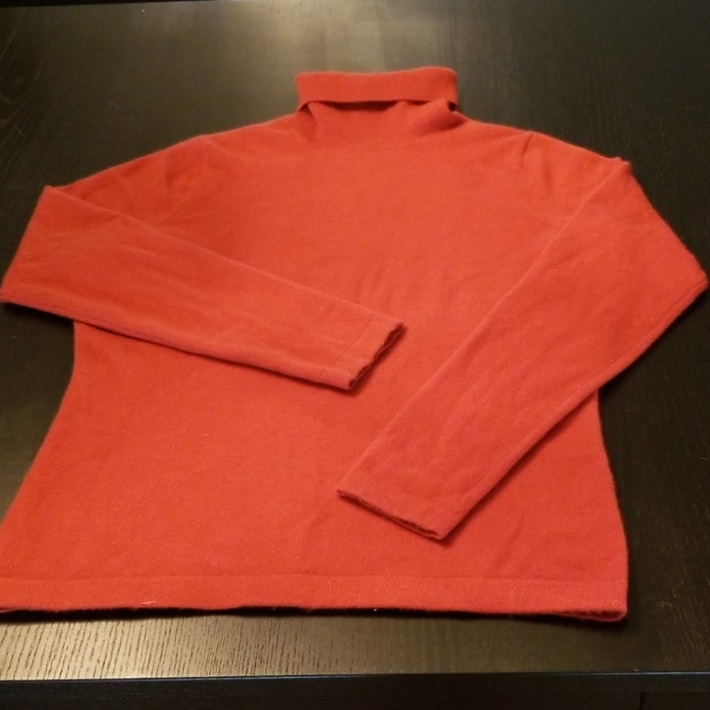 100% Cashmere Sweater from Pure